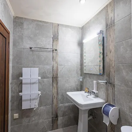 Hotel Lecardo *